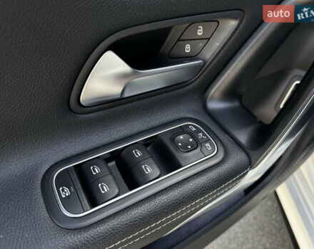 Белый Мерседес ЦЛА-класс, объемом двигателя 2 л и пробегом 83 тыс. км за 41500 $, фото 37 на Automoto.ua