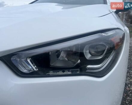 Білий Мерседес ЦЛА-клас, об'ємом двигуна 2 л та пробігом 89 тис. км за 30210 $, фото 4 на Automoto.ua
