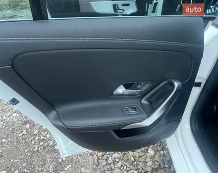 Білий Мерседес ЦЛА-клас, об'ємом двигуна 1.99 л та пробігом 89 тис. км за 30000 $, фото 9 на Automoto.ua