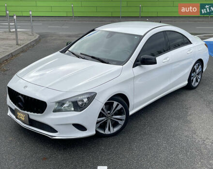 Белый Мерседес ЦЛА-класс, объемом двигателя 1.99 л и пробегом 95 тыс. км за 20800 $, фото 3 на Automoto.ua