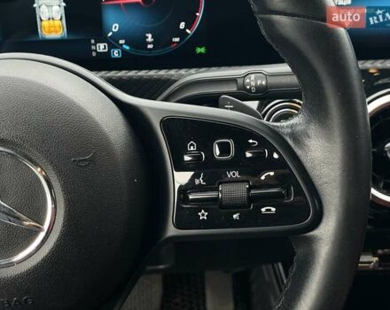 Мерседес ЦЛА-класс 2019 в Киеве на Automoto.ua Белый Мерседес ЦЛА-класс, объемом двигателя 1.46 л и пробегом 145 тыс. км за 31990 $, фото 30 на Automoto.ua