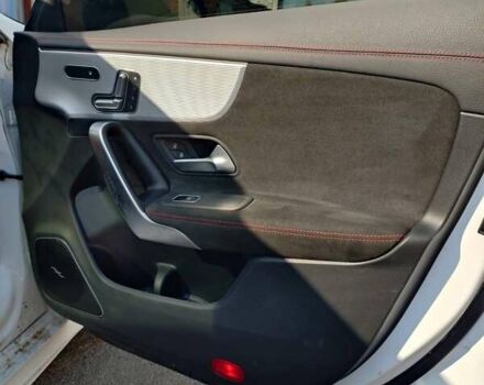 Белый Мерседес ЦЛА-класс, объемом двигателя 1.99 л и пробегом 55 тыс. км за 32000 $, фото 13 на Automoto.ua