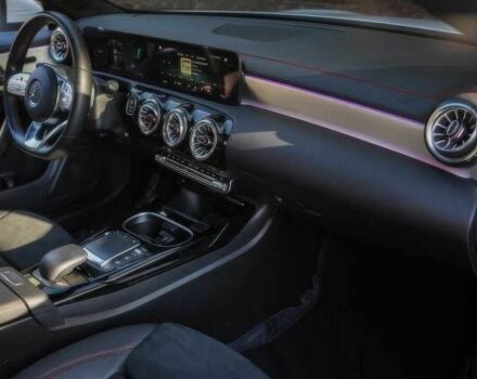 Белый Мерседес ЦЛА-класс, объемом двигателя 2 л и пробегом 11 тыс. км за 12000 $, фото 7 на Automoto.ua