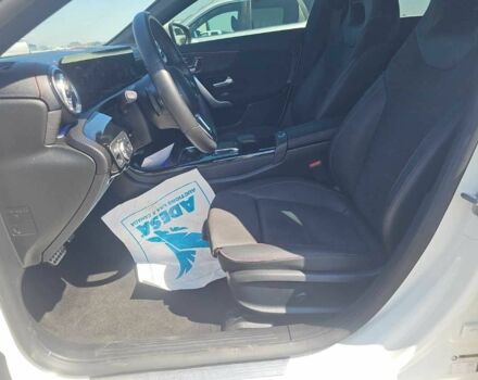 Білий Мерседес ЦЛА-клас, об'ємом двигуна 0 л та пробігом 32 тис. км за 30000 $, фото 11 на Automoto.ua