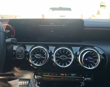 Білий Мерседес ЦЛА-клас, об'ємом двигуна 0 л та пробігом 32 тис. км за 30000 $, фото 10 на Automoto.ua