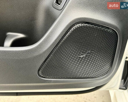 Мерседес ЦЛА-класс 2025 в Киеве на Automoto.ua Белый Мерседес ЦЛА-класс, объемом двигателя 1.95 л и пробегом 1 тыс. км за 65000 $, фото 20 на Automoto.ua