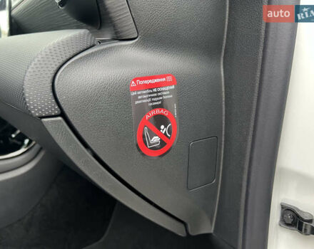 Мерседес ЦЛА-класс 2025 в Киеве на Automoto.ua Белый Мерседес ЦЛА-класс, объемом двигателя 1.95 л и пробегом 1 тыс. км за 65000 $, фото 53 на Automoto.ua