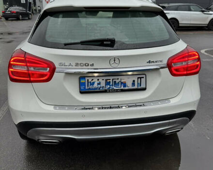 Белый Мерседес ЦЛА-класс, объемом двигателя 2.2 л и пробегом 119 тыс. км за 20500 $, фото 9 на Automoto.ua