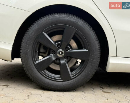Белый Мерседес ЦЛА-класс, объемом двигателя 2.14 л и пробегом 136 тыс. км за 20500 $, фото 14 на Automoto.ua