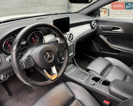 Белый Мерседес ЦЛА-класс, объемом двигателя 2.14 л и пробегом 136 тыс. км за 20500 $, фото 20 на Automoto.ua