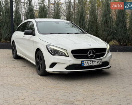 Белый Мерседес ЦЛА-класс, объемом двигателя 2.14 л и пробегом 136 тыс. км за 20500 $, фото 4 на Automoto.ua
