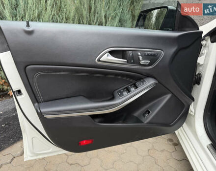 Белый Мерседес ЦЛА-класс, объемом двигателя 2.14 л и пробегом 136 тыс. км за 20500 $, фото 29 на Automoto.ua