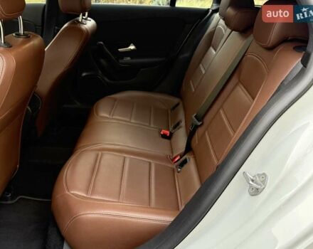 Белый Мерседес ЦЛА-класс, объемом двигателя 2 л и пробегом 160 тыс. км за 25950 $, фото 69 на Automoto.ua