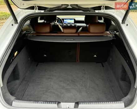 Белый Мерседес ЦЛА-класс, объемом двигателя 2 л и пробегом 160 тыс. км за 25950 $, фото 72 на Automoto.ua