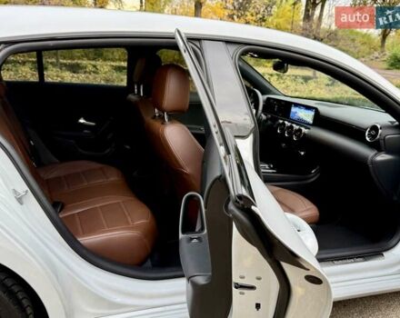 Белый Мерседес ЦЛА-класс, объемом двигателя 2 л и пробегом 160 тыс. км за 25950 $, фото 87 на Automoto.ua