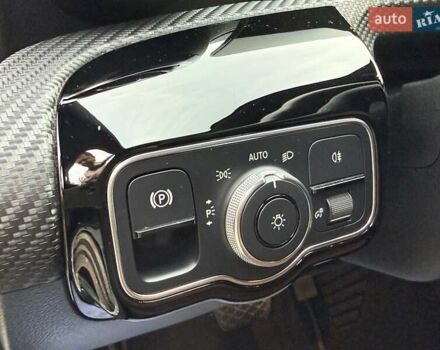 Белый Мерседес ЦЛА-класс, объемом двигателя 2 л и пробегом 160 тыс. км за 25950 $, фото 88 на Automoto.ua