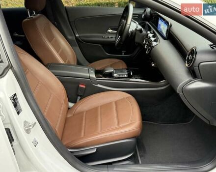 Белый Мерседес ЦЛА-класс, объемом двигателя 2 л и пробегом 160 тыс. км за 25950 $, фото 81 на Automoto.ua