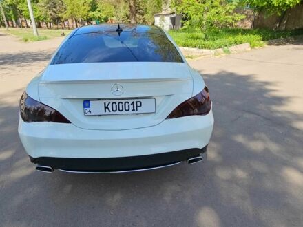 Мерседес ЦЛА-класс 2016 в Кривом Роге на Automoto.ua Белый Мерседес ЦЛА-класс, объемом двигателя 2 л и пробегом 100 тыс. км за 18450 $, фото 1 на Automoto.ua