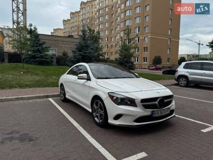 Мерседес ЦЛА-класс 2018 в Софіївська Борщагівка на Automoto.ua Белый Мерседес ЦЛА-класс, объемом двигателя 1.99 л и пробегом 88 тыс. км за 20000 $, фото 1 на Automoto.ua