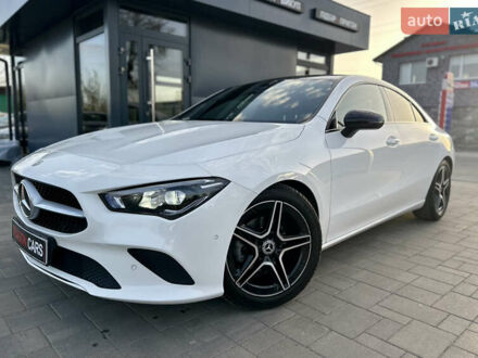 Мерседес ЦЛА-класс 2021 в Ровно на Automoto.ua Белый Мерседес ЦЛА-класс, объемом двигателя 1.4 л и пробегом 64 тыс. км за 35888 $, фото 1 на Automoto.ua
