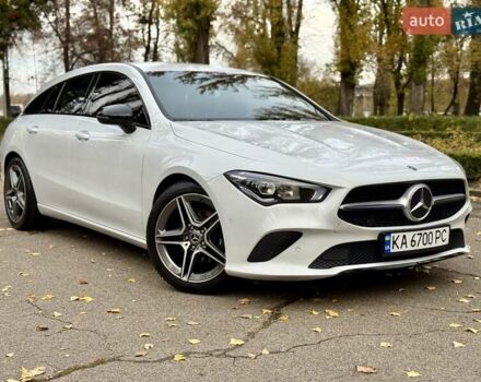 Мерседес ЦЛА-класс 2021 в Киеве на Automoto.ua Белый Мерседес ЦЛА-класс, объемом двигателя 2 л и пробегом 160 тыс. км за 25950 $, фото 1 на Automoto.ua