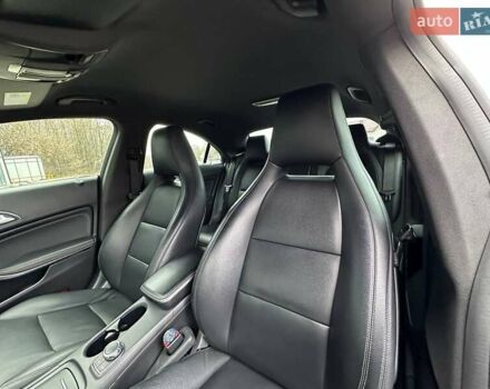 Чорний Мерседес ЦЛА-клас, об'ємом двигуна 1.99 л та пробігом 223 тис. км за 12999 $, фото 24 на Automoto.ua