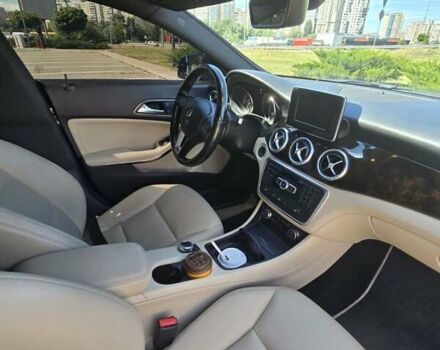 Черный Мерседес ЦЛА-класс, объемом двигателя 1.99 л и пробегом 140 тыс. км за 14750 $, фото 5 на Automoto.ua