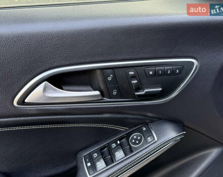 Черный Мерседес ЦЛА-класс, объемом двигателя 1.99 л и пробегом 195 тыс. км за 12499 $, фото 33 на Automoto.ua