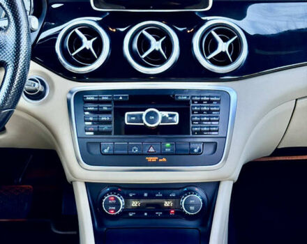 Черный Мерседес ЦЛА-класс, объемом двигателя 1.99 л и пробегом 199 тыс. км за 15500 $, фото 36 на Automoto.ua