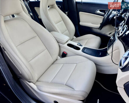 Черный Мерседес ЦЛА-класс, объемом двигателя 1.99 л и пробегом 199 тыс. км за 15500 $, фото 43 на Automoto.ua