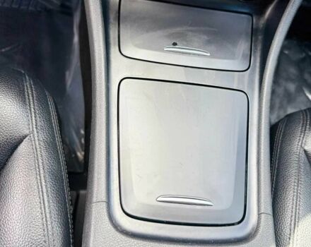 Чорний Мерседес ЦЛА-клас, об'ємом двигуна 2 л та пробігом 88 тис. км за 2800 $, фото 6 на Automoto.ua