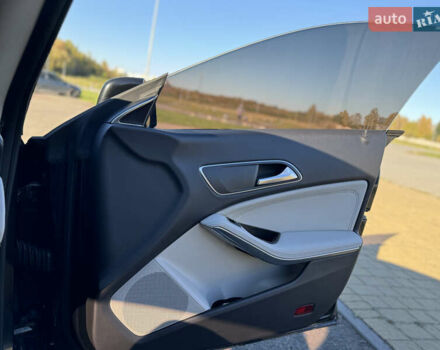 Черный Мерседес ЦЛА-класс, объемом двигателя 1.8 л и пробегом 180 тыс. км за 16000 $, фото 49 на Automoto.ua