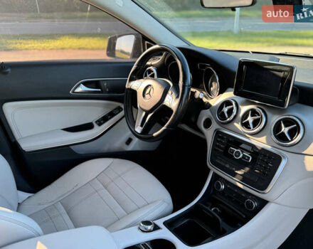 Черный Мерседес ЦЛА-класс, объемом двигателя 1.8 л и пробегом 180 тыс. км за 16000 $, фото 25 на Automoto.ua