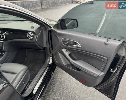 Черный Мерседес ЦЛА-класс, объемом двигателя 1.99 л и пробегом 96 тыс. км за 13500 $, фото 13 на Automoto.ua