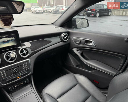 Черный Мерседес ЦЛА-класс, объемом двигателя 1.99 л и пробегом 96 тыс. км за 13500 $, фото 16 на Automoto.ua