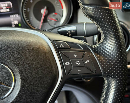 Черный Мерседес ЦЛА-класс, объемом двигателя 1.99 л и пробегом 195 тыс. км за 12499 $, фото 45 на Automoto.ua