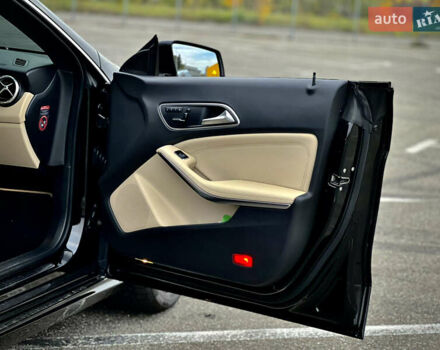 Черный Мерседес ЦЛА-класс, объемом двигателя 2 л и пробегом 150 тыс. км за 15900 $, фото 30 на Automoto.ua