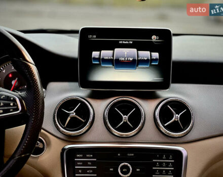 Черный Мерседес ЦЛА-класс, объемом двигателя 2 л и пробегом 150 тыс. км за 15900 $, фото 51 на Automoto.ua