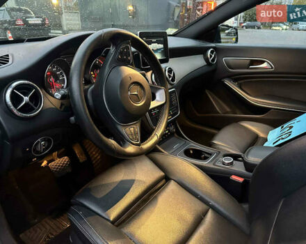 Черный Мерседес ЦЛА-класс, объемом двигателя 1.99 л и пробегом 370 тыс. км за 11500 $, фото 4 на Automoto.ua