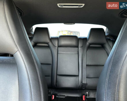 Чорний Мерседес ЦЛА-клас, об'ємом двигуна 1.99 л та пробігом 120 тис. км за 17500 $, фото 6 на Automoto.ua