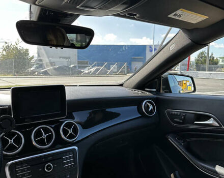 Чорний Мерседес ЦЛА-клас, об'ємом двигуна 1.99 л та пробігом 120 тис. км за 17500 $, фото 3 на Automoto.ua