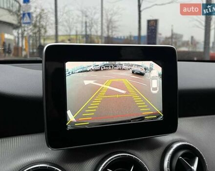 Черный Мерседес ЦЛА-класс, объемом двигателя 1.99 л и пробегом 85 тыс. км за 22990 $, фото 29 на Automoto.ua