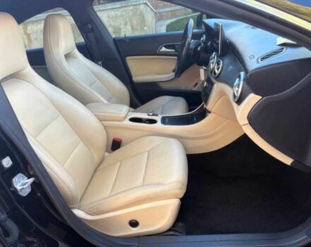 Чорний Мерседес ЦЛА-клас, об'ємом двигуна 2 л та пробігом 76 тис. км за 4200 $, фото 7 на Automoto.ua