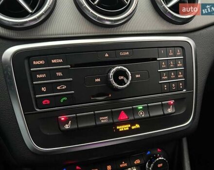 Чорний Мерседес ЦЛА-клас, об'ємом двигуна 1.99 л та пробігом 85 тис. км за 20990 $, фото 30 на Automoto.ua