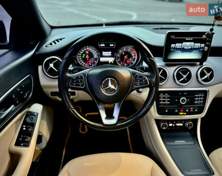 Черный Мерседес ЦЛА-класс, объемом двигателя 2 л и пробегом 150 тыс. км за 15900 $, фото 47 на Automoto.ua