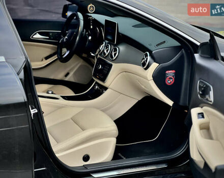 Черный Мерседес ЦЛА-класс, объемом двигателя 2 л и пробегом 150 тыс. км за 15900 $, фото 28 на Automoto.ua