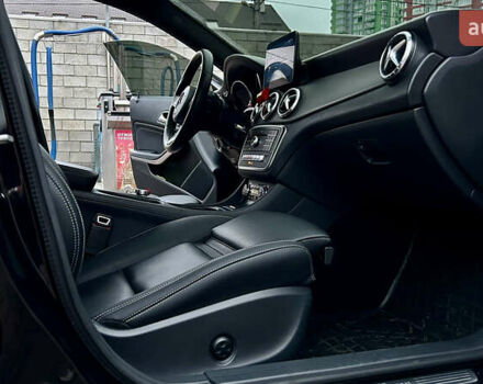 Чорний Мерседес ЦЛА-клас, об'ємом двигуна 1.99 л та пробігом 127 тис. км за 18500 $, фото 33 на Automoto.ua