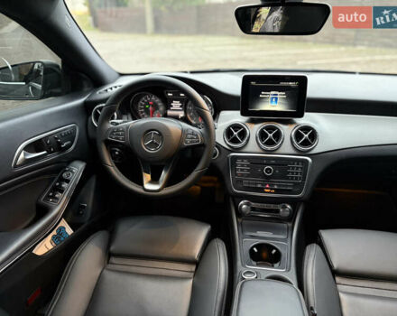 Чорний Мерседес ЦЛА-клас, об'ємом двигуна 1.99 л та пробігом 157 тис. км за 14500 $, фото 16 на Automoto.ua