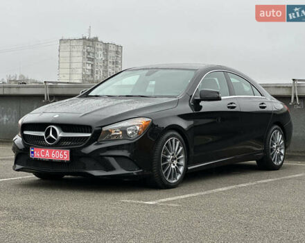 Чорний Мерседес ЦЛА-клас, об'ємом двигуна 2 л та пробігом 155 тис. км за 18490 $, фото 9 на Automoto.ua