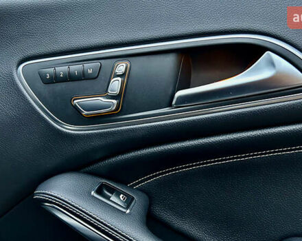 Чорний Мерседес ЦЛА-клас, об'ємом двигуна 1.99 л та пробігом 127 тис. км за 18500 $, фото 32 на Automoto.ua